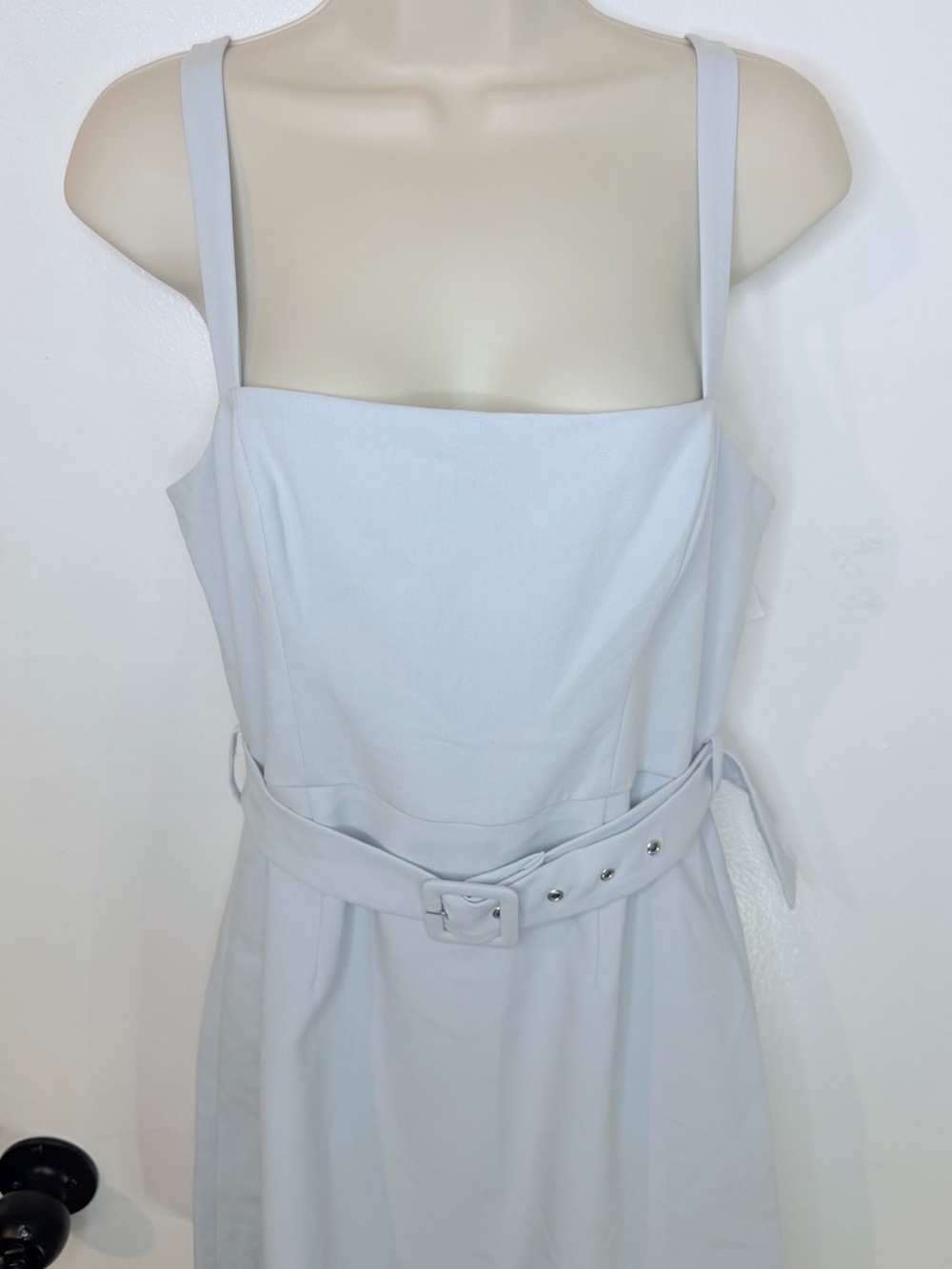 French Connection Whisper Belted Straight Neck Dress Light Dream Blue Size 8 NWT - Picture 7 of 16